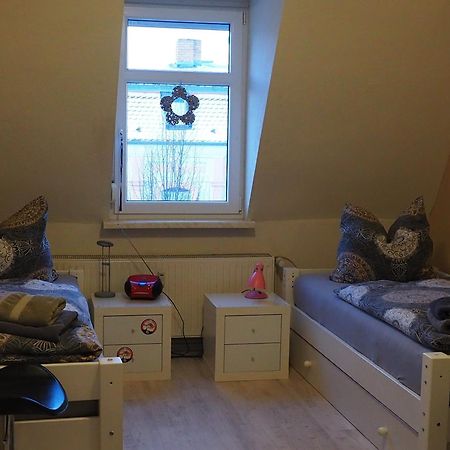 Jarmen Ferienwohnung Buitenkant foto