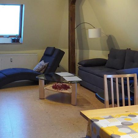 Jarmen Ferienwohnung Buitenkant foto